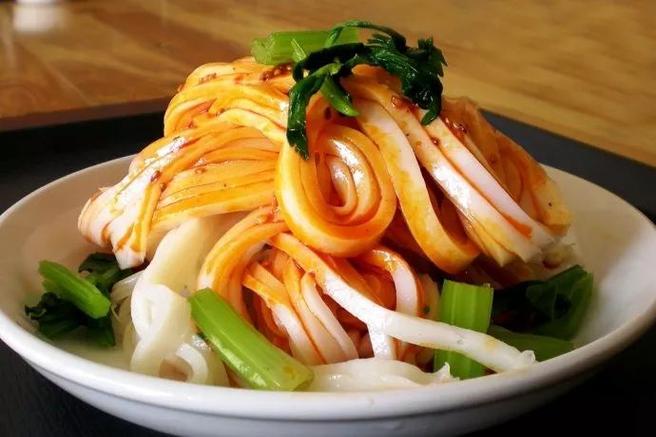 如何摊薄面皮好吃？怎样摊面皮