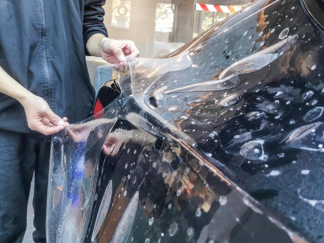 汽车贴漆面膜的好处与坏处？汽车贴漆面膜的好处与坏处视频