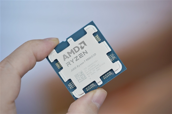 9800X3D一战封神！AMD锐龙CPU销量暴涨46%创历史新高 Intel已被远远甩开