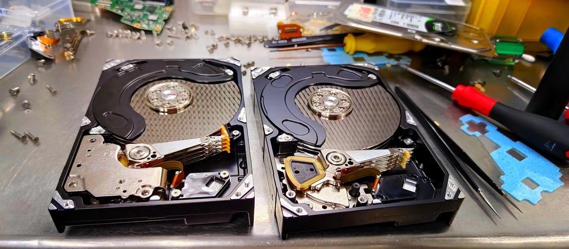 如何卸电脑硬盘教程?怎么卸电脑硬盘