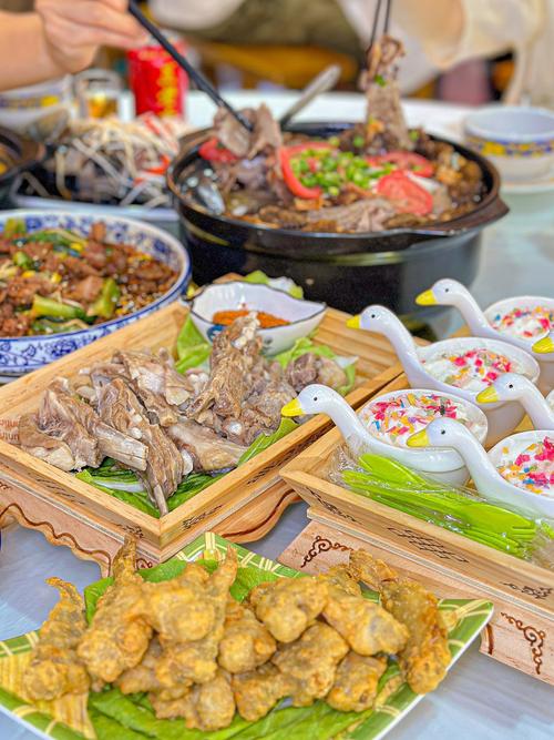 九寨沟带什么食物方便？九寨沟中午吃饭怎么解决