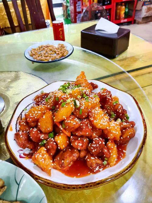 红烧肉和糖醋肉区别?红烧肉和糖醋肉区别大吗