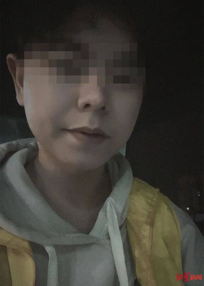 24岁骑手猝死家中亲属发声 家属质疑公司责任