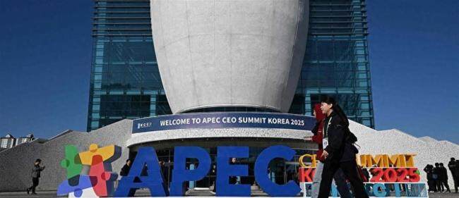 美股芯片股反弹 中美谈判提振市场信心