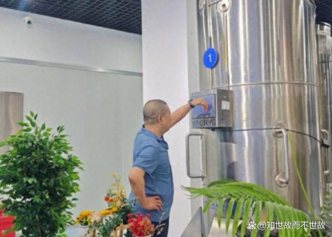 中国首例冷冻人第八年:液氮罐中的妻子与现实世界的丈夫