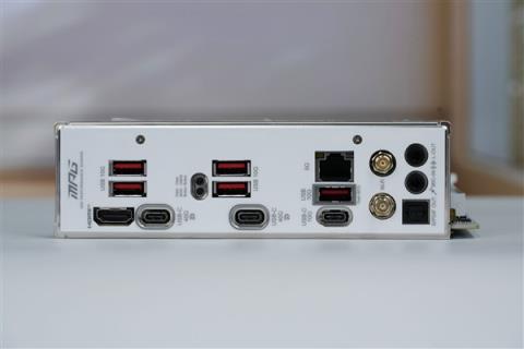 支持10000MT/s内存！微星MPGX870IEDGETIEVOWIFI主板图赏(图11)