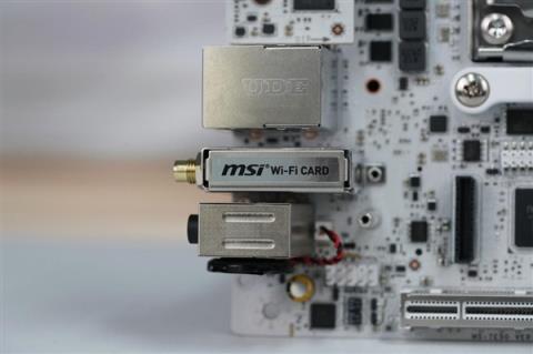 支持10000MT/s内存！微星MPGX870IEDGETIEVOWIFI主板图赏(图21)