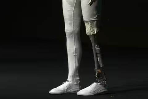 全球首位“AI机器人”代言人!小鹏全新一代Iron代言自家X9超级增程版(图4)