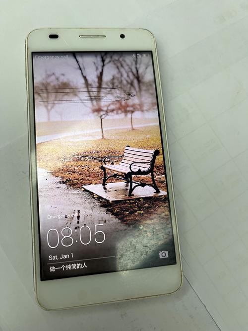 荣耀6plus后盖?荣耀6后盖怎么打开