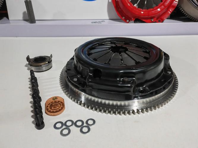 竞技离合器优缺点?竞技离合器片比普通的更耐磨吗