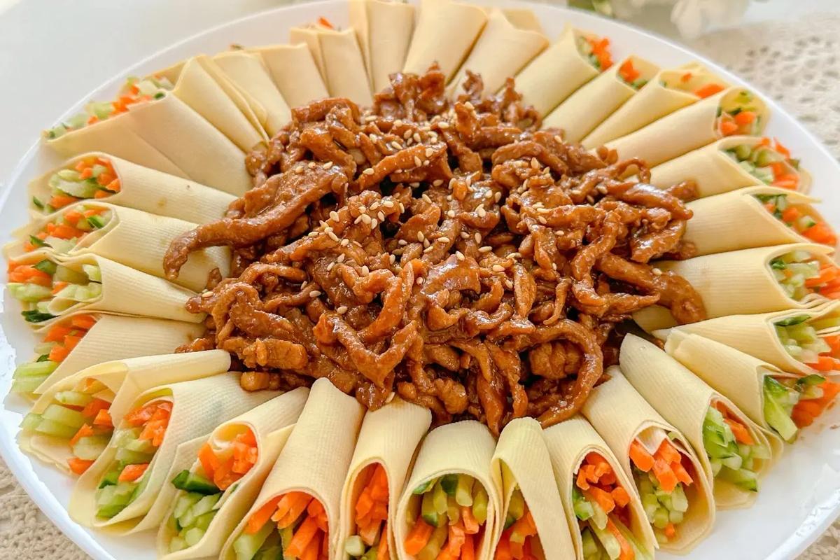 京酱肉丝里的豆腐皮是生的吗?京酱肉丝豆腐皮用不用焯水