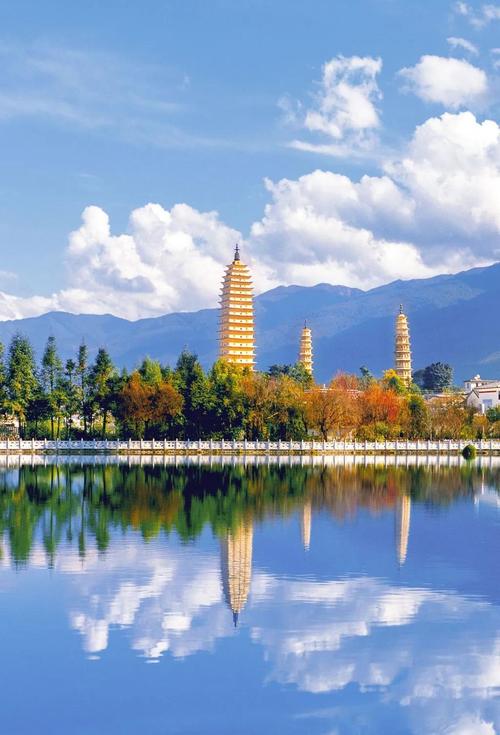 大理三塔为哪个民族的杰作？大理三塔谁建造了