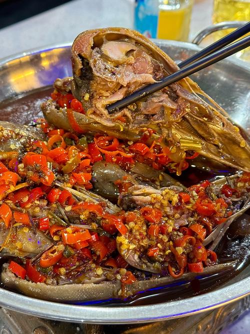 经常吃鸭头对身体好吗?经常吃鸭头会怎样