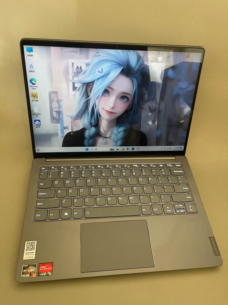 超级本和普通笔记本有什么区别呢?超级本是笔记本吗