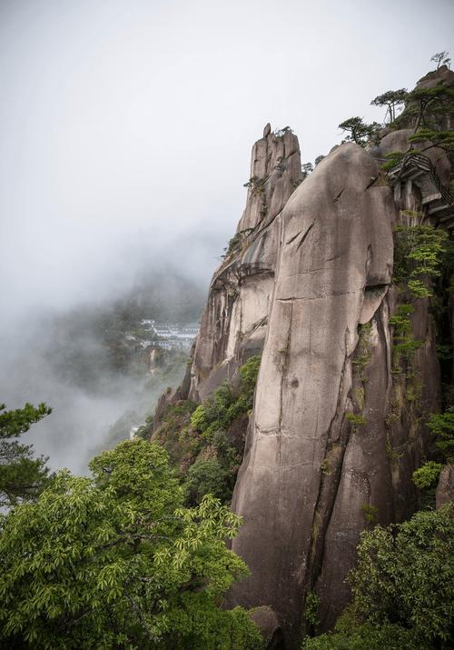 去江西旅游必玩的景点?到江西旅游必去的景点