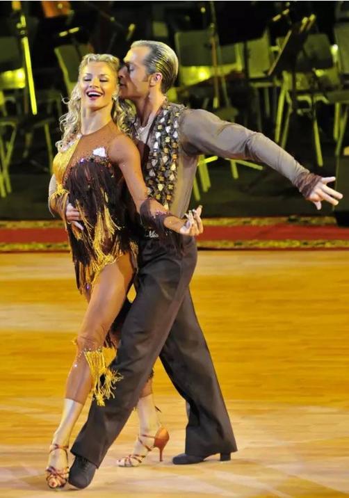 拉丁和伦巴的区别是什么?拉丁,伦巴,国标的区别