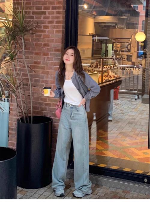 宽松针织衫适合什么身材？宽松针织衫怎么搭最好看图片