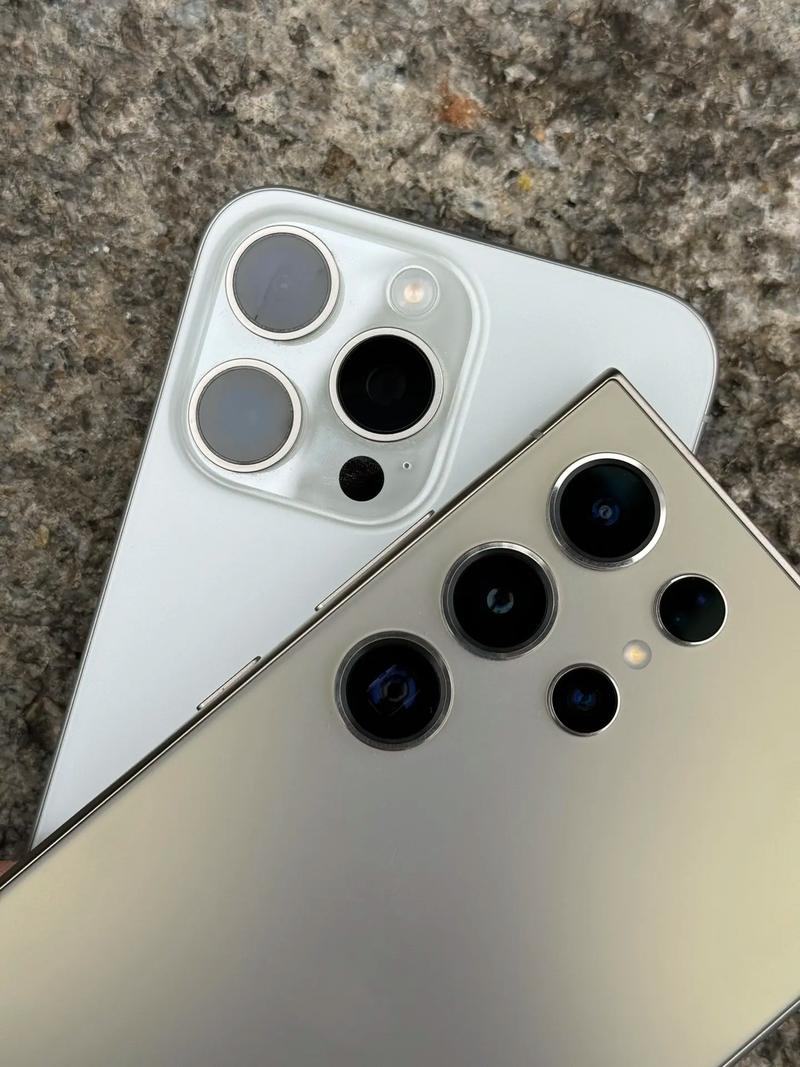 苹果跟三星到底哪个好?苹果和三星手机哪一个有哪一个好