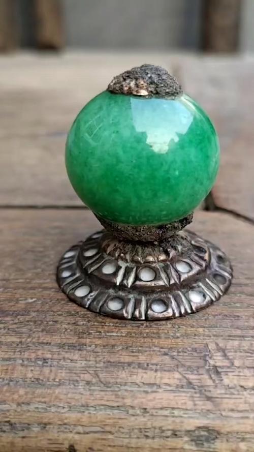 清朝帽子上的珠子叫什么?清朝帽子上的珠子叫什么名字