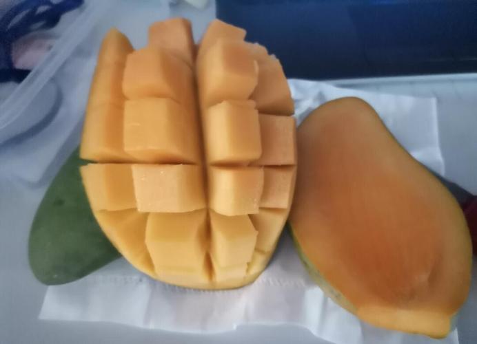 青芒和香芒哪种好吃啊?青芒和香芒哪个好吃