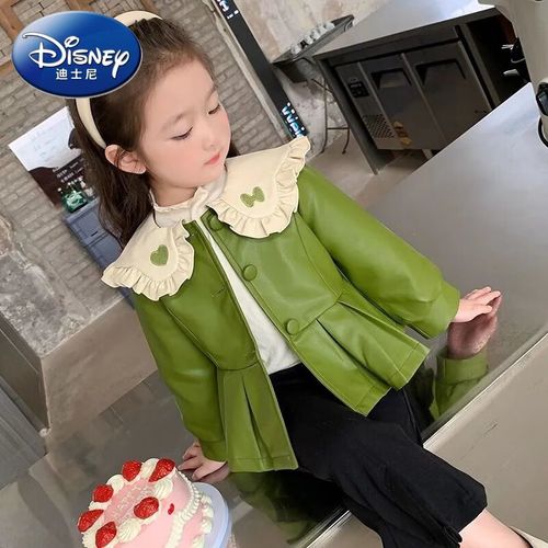 军绿色皮衣配什么颜色裤子好看？军绿色皮衣怎么搭配