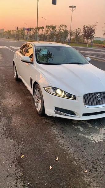 捷豹xf蓝牙在哪里?捷豹xf2011款如何连接蓝牙