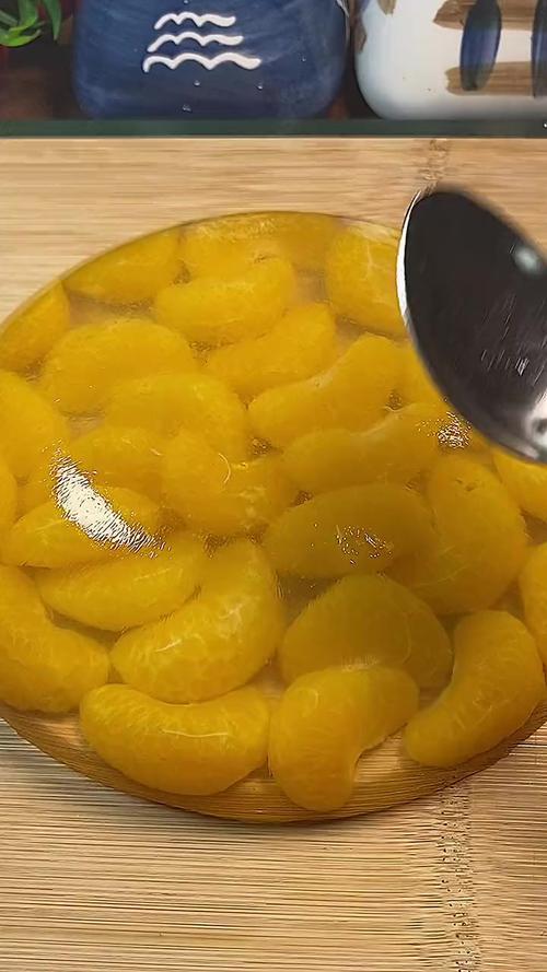 桔子冻了怎样吃好吃又甜?桔子冻了怎样吃好吃又甜呢