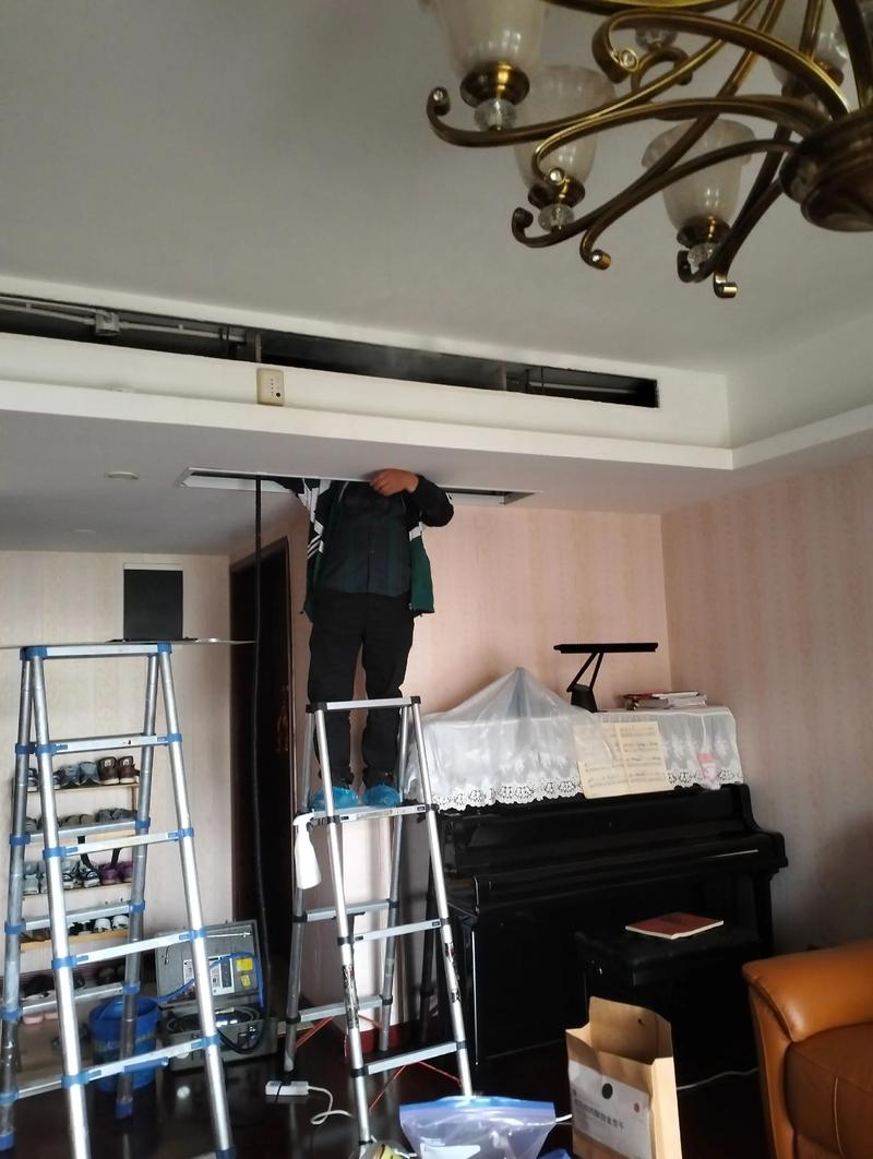 空调发黄怎么清洗干净?空调发黄怎么擦干净