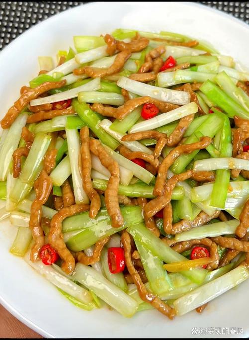 韭黄没炒熟会拉肚子吗？韭黄炒好后可以放冰箱第二天吃吗