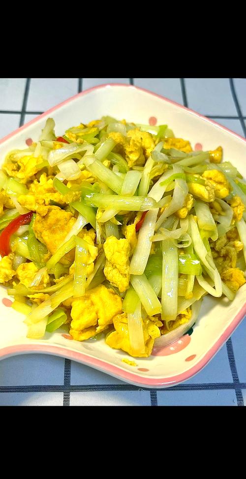 韭黄没炒熟会拉肚子吗?韭黄炒好后可以放冰箱第二天吃吗