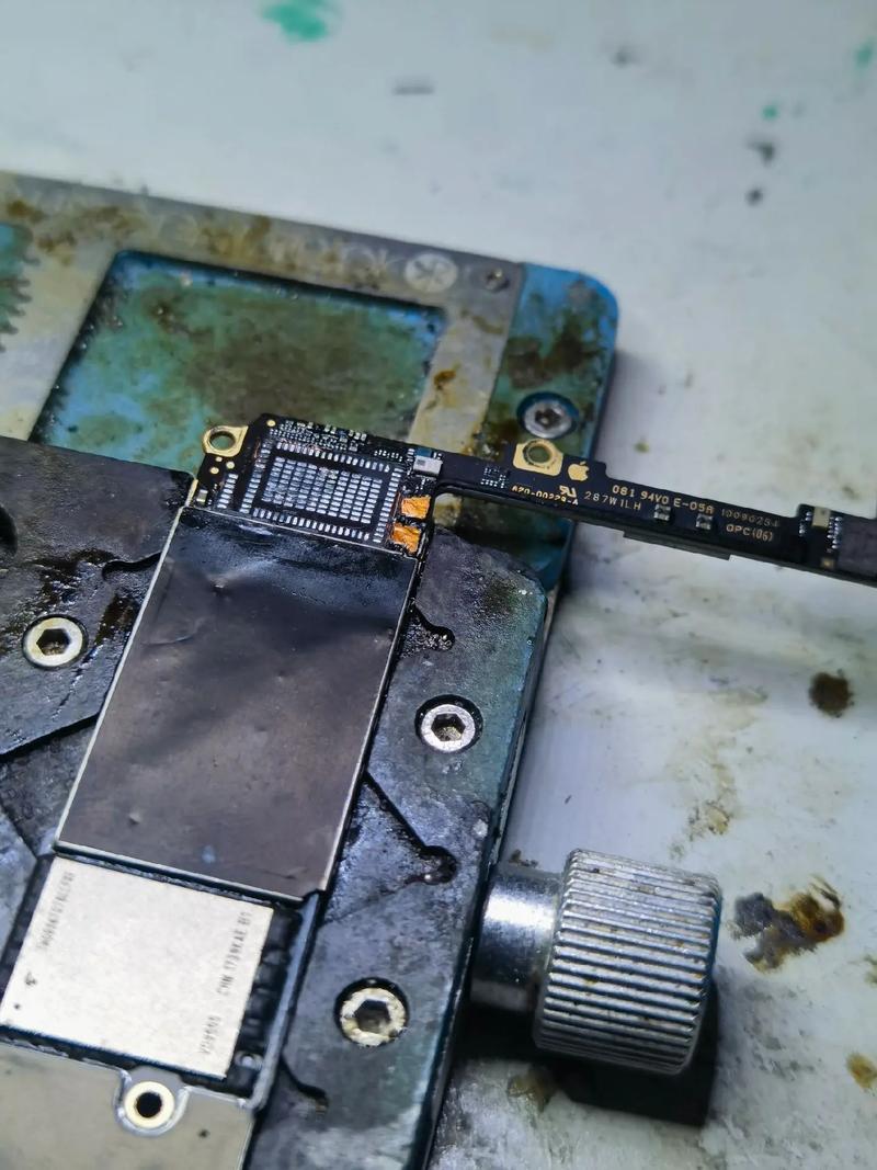 苹果7p充电屏幕失灵了?苹果7p充电屏幕失灵了怎么办