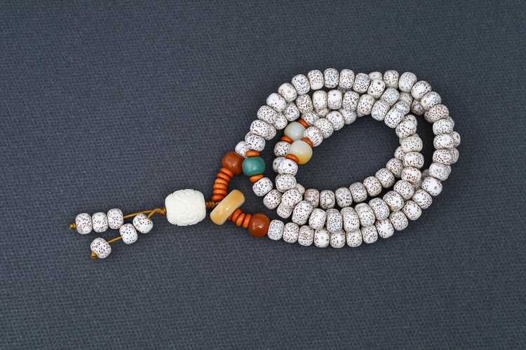 菩提子一串要串多少个？菩提一串多少颗合适