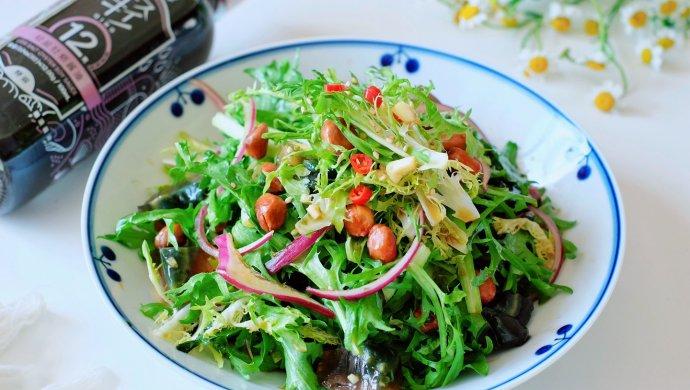 苦菊拌皮蛋饭店做法？苦菊拌皮蛋饭店做法图片