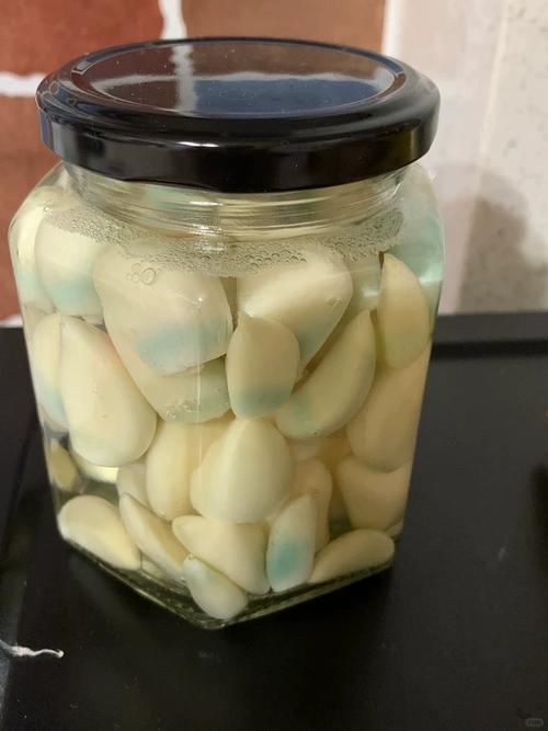 腌腊八蒜用塑料餐盒可以吗?腊八蒜用塑料盒可以腌制?