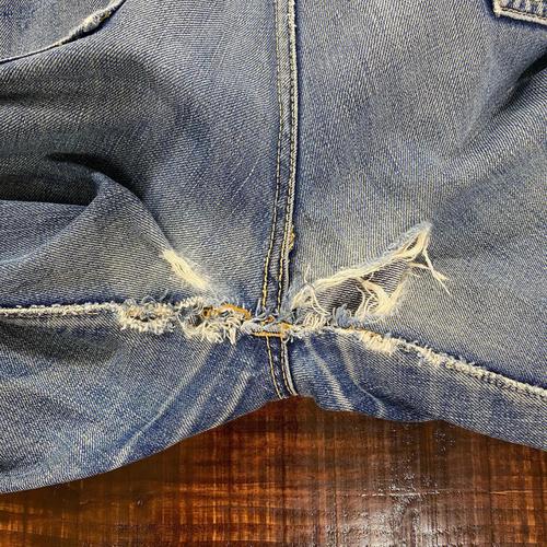 裤子裆部为什么总是磨烂?裤子裆部为什么总是磨烂怎么回事