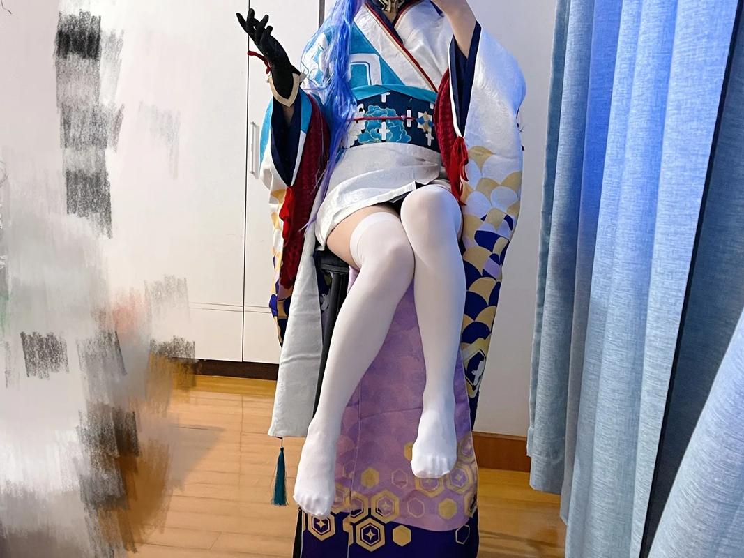 求cos不用露脸的动漫人物?不需要脸的cos