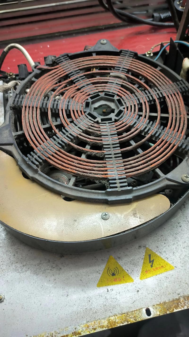 电磁炉在太阳光下晒好吗？电磁炉长期在阳光下暴晒