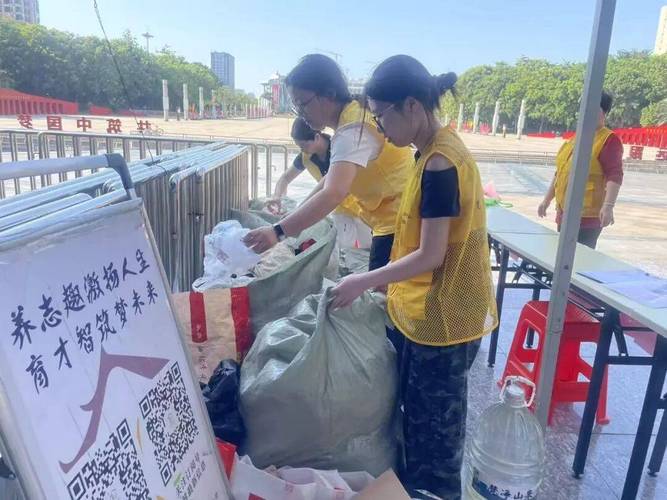 旧衣服捐哪里好呢?旧衣物往哪里捐