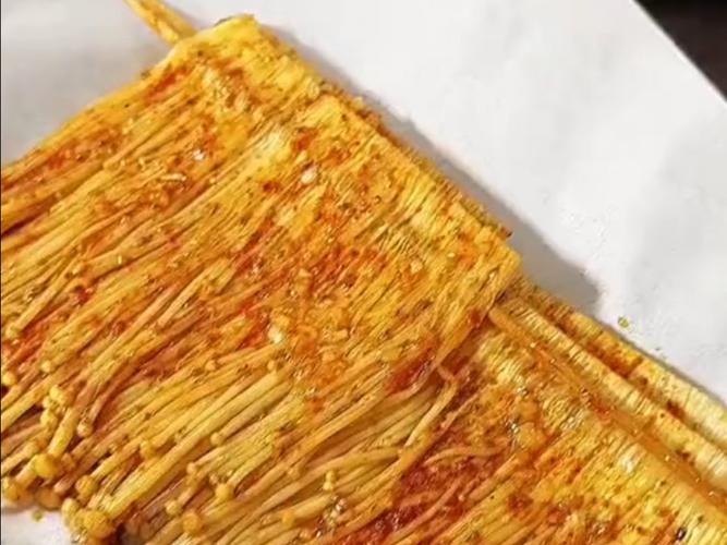 烤金针菇需要放什么材料？烤金针菇教程