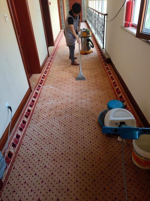 清洗地毯被染色怎么办呀小妙招?地毯污渍清洗