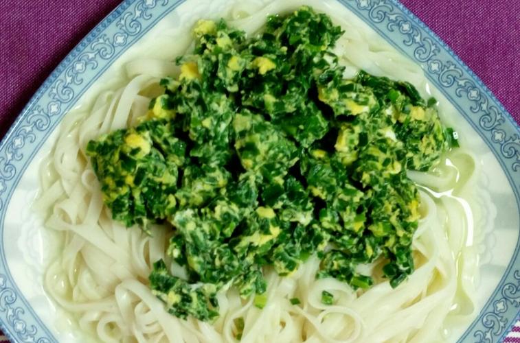 老式韭菜鸡蛋打卤面?打卤面韭菜鸡蛋卤的