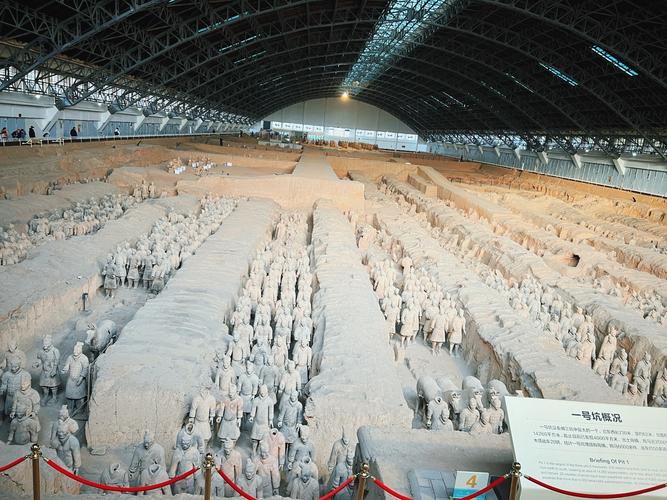 秦始皇陵的具体资料?秦始皇陵 相关资料