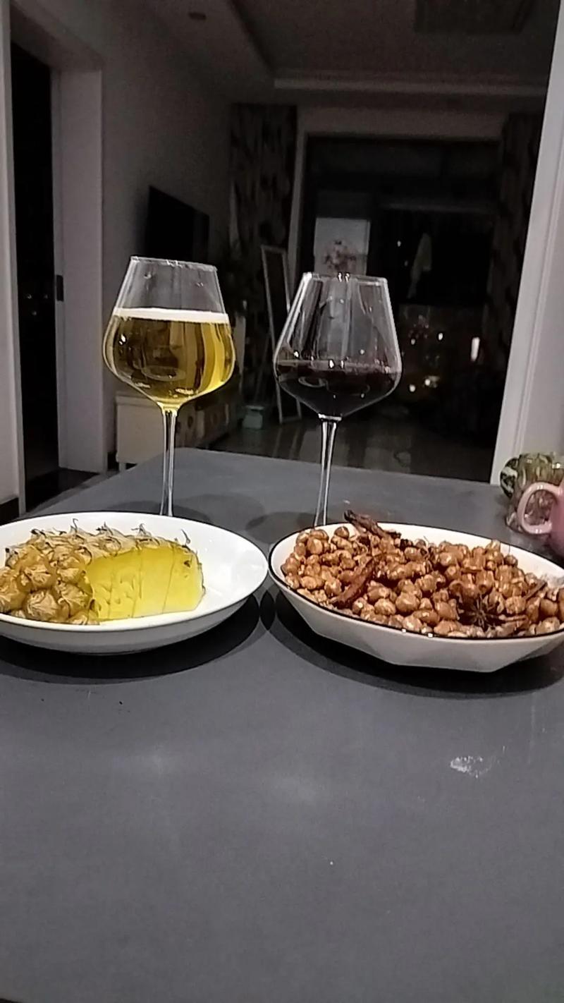 啤酒和红酒混着喝会怎么样?啤酒和红酒混合喝