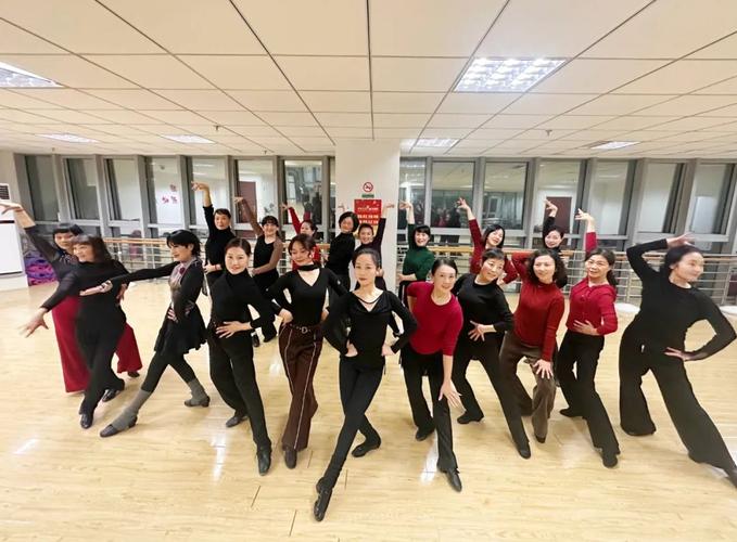 昆山哪里有成人拉丁舞的培训啊?昆山成人拉丁舞培训哪家好