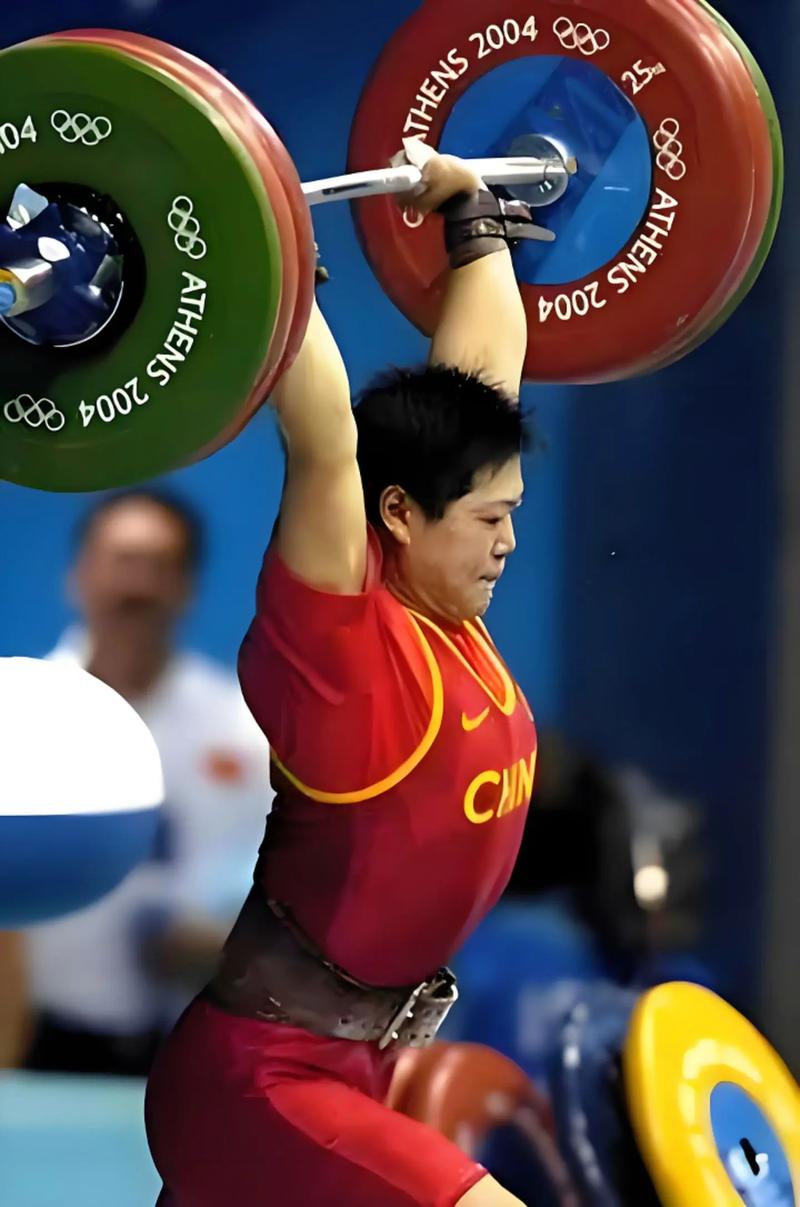 举重的举是啥意思？举重的举咋写