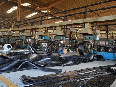 橡胶厂可以长期干吗？橡胶厂可以长期干吗工作