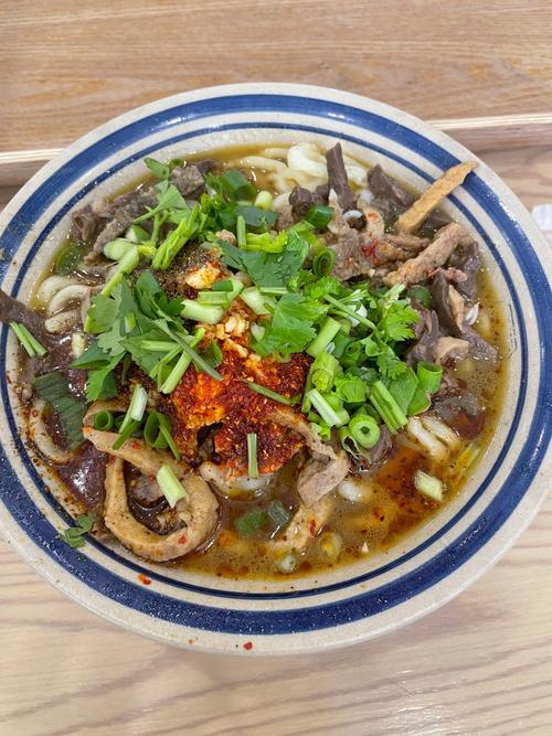 河南拉面牛杂是什么？河南拉面里的牛杂属于牛的什么部位