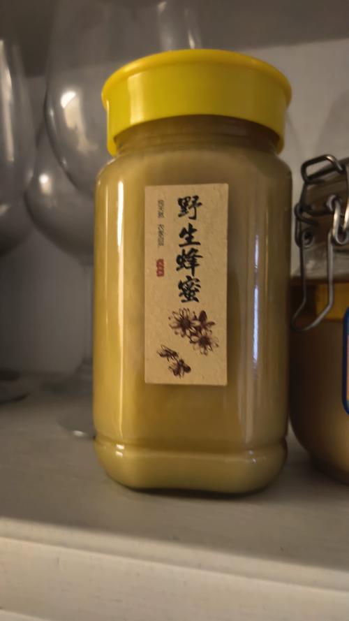 蜂蜜用什么容器装好保存？蜂蜜拿什么容器装