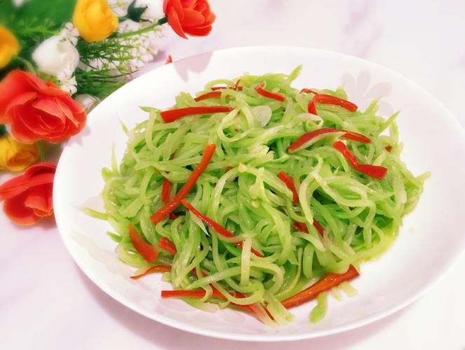 清炒莴笋怎样好吃？清炒莴笋怎样好吃窍门