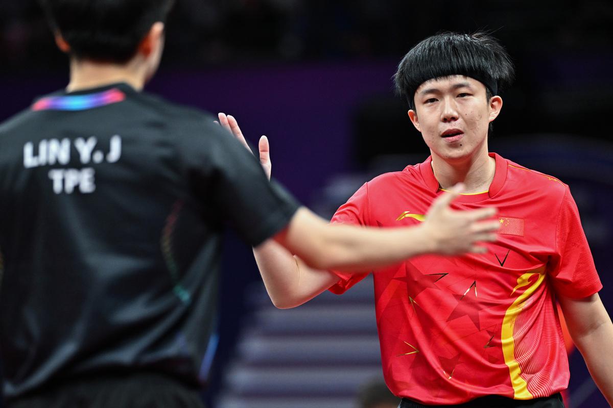 国乒巅峰对决!樊振东王楚钦强势会师全运会男单半决赛